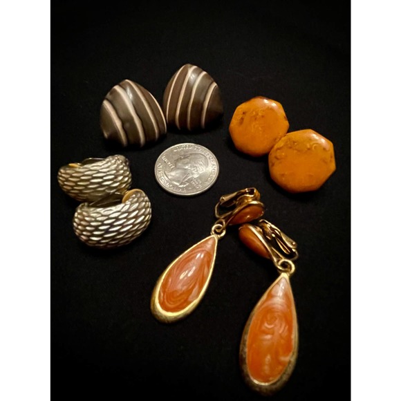 Vintage 80s Enamel, Silver, Gold plated Studs & Clip-on Set!! - Picture 2 of 8